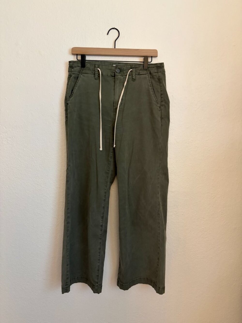 Paige Green Pants 28